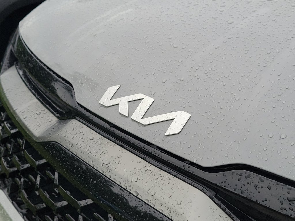 Used 2024 Kia Sportage X-Line w/ X-Line Premium Package AWD/4WD image 2
