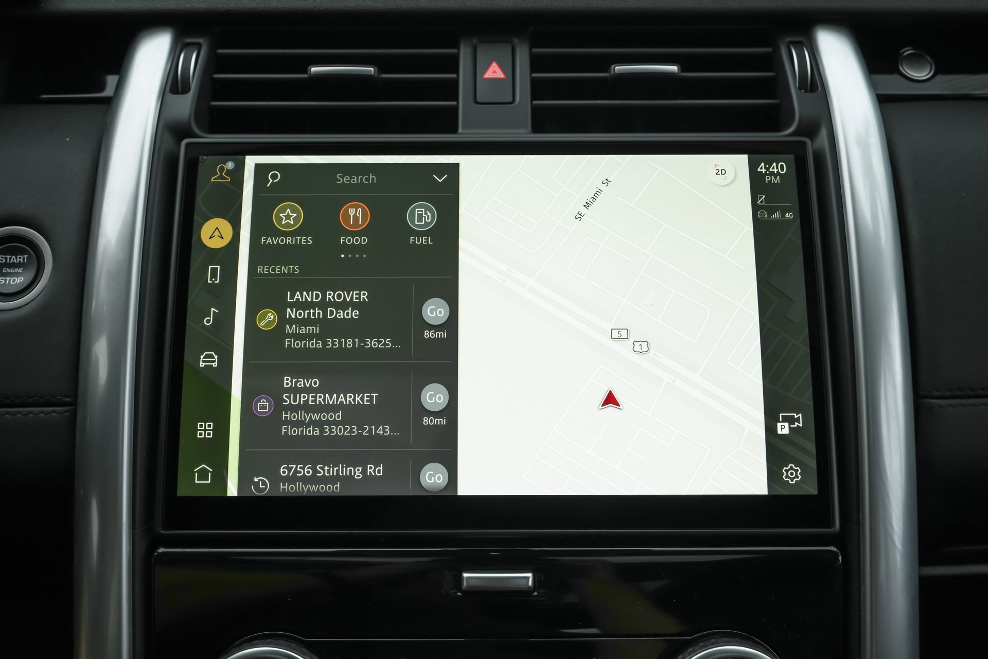 Used 2024 Land Rover Discovery S image 13