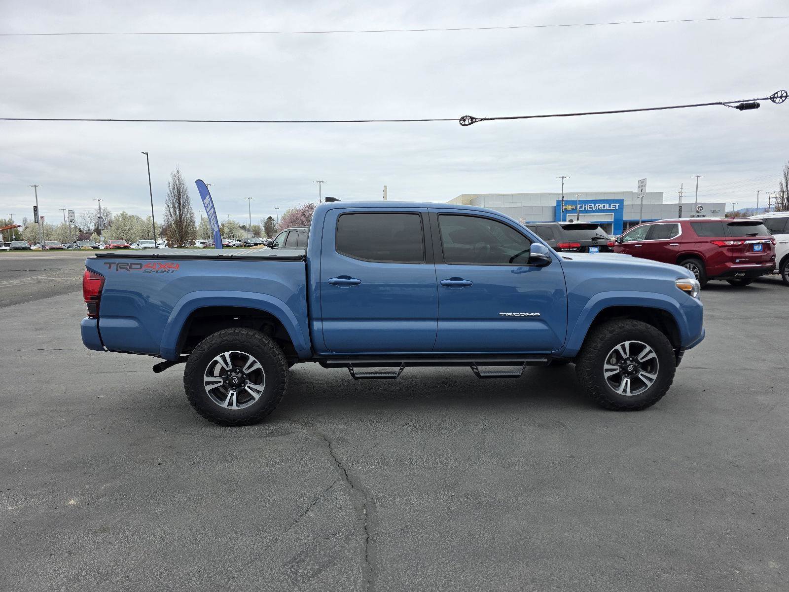 Used 2019 Toyota Tacoma TRD Sport image 24