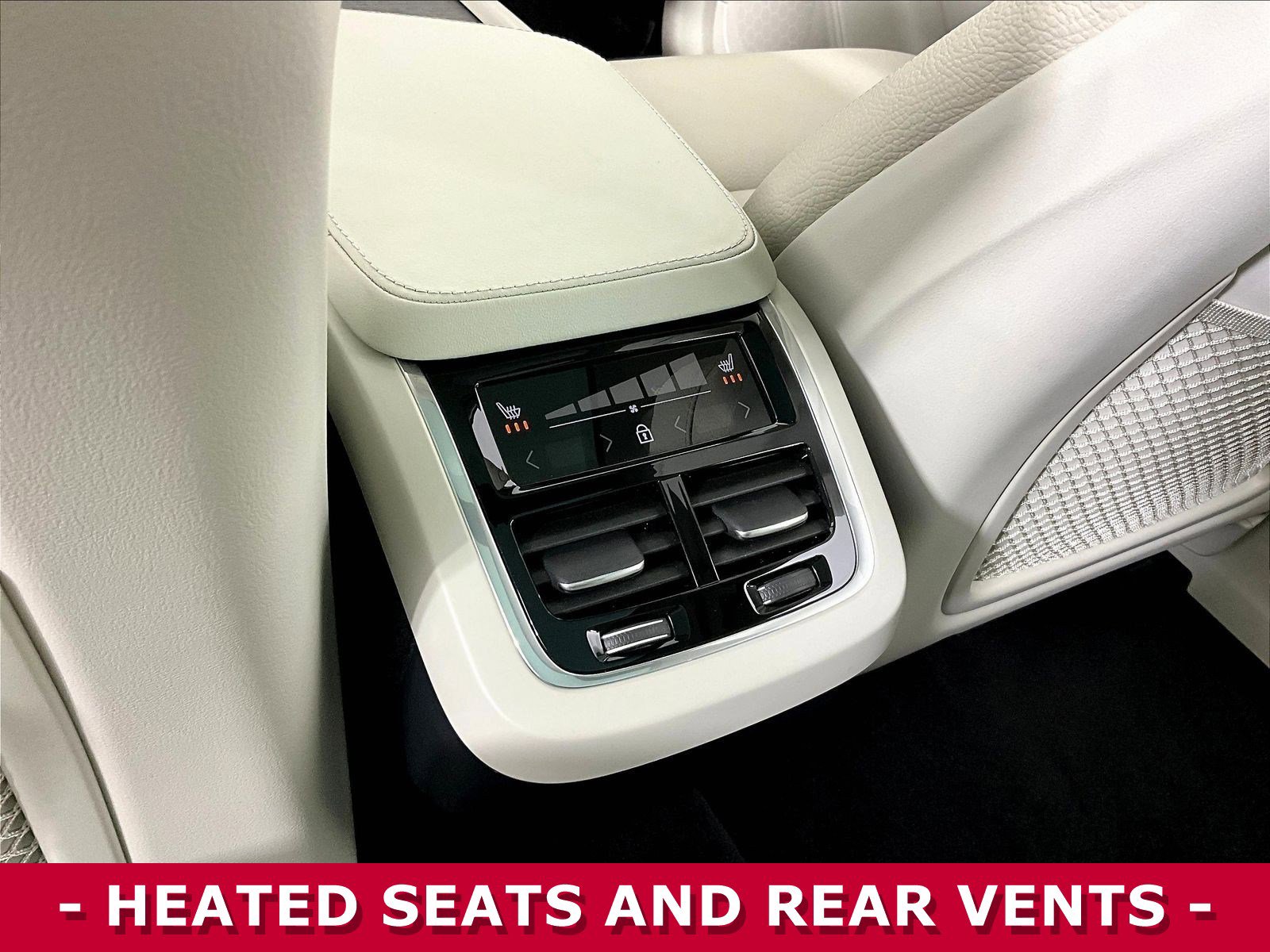 Used 2023 Volvo XC90 B6 Plus w/ Protection Package Premier AWD/4WD image 10