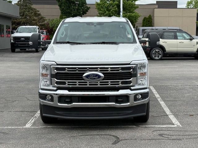 New 2025 Ford F350 XLT image 10