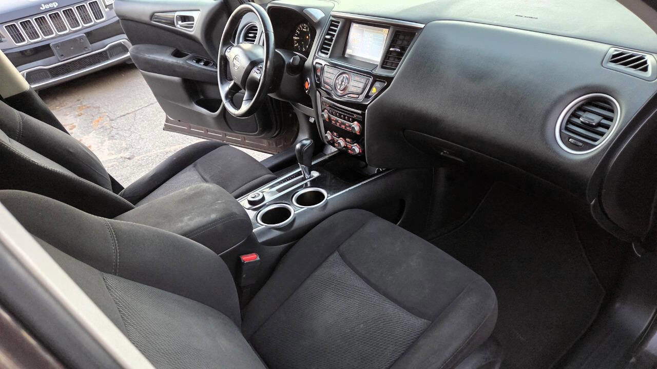 Used 2015 Nissan Pathfinder SV w/ Cargo Package image 42