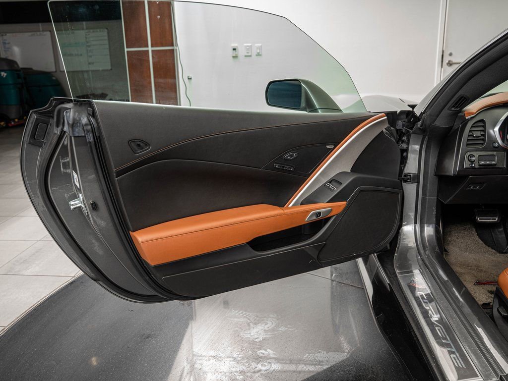 Used 2015 Chevrolet Corvette Z06 image 32