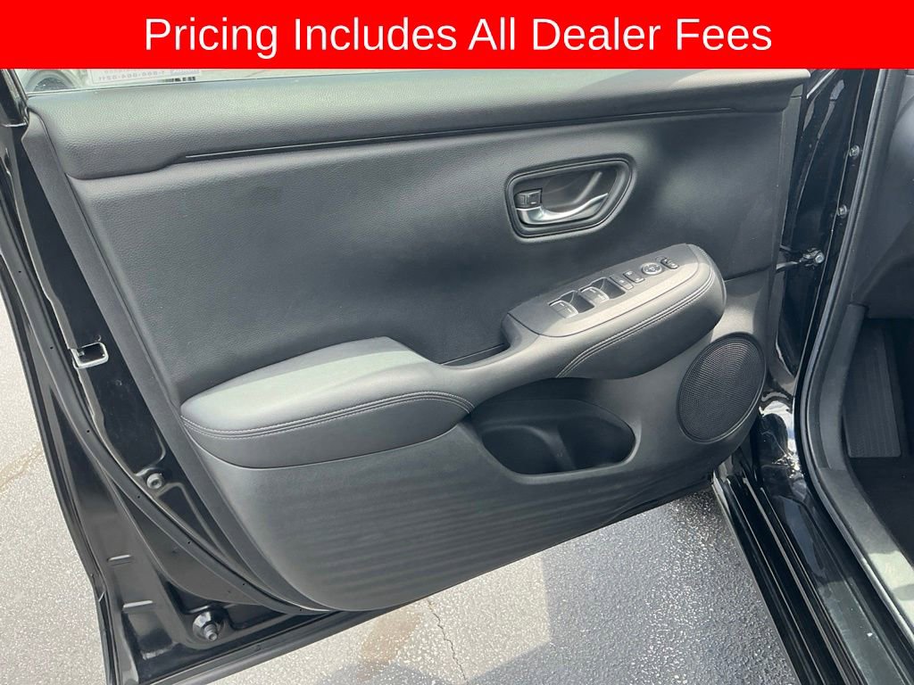 Used 2024 Honda HR-V EX-L image 8