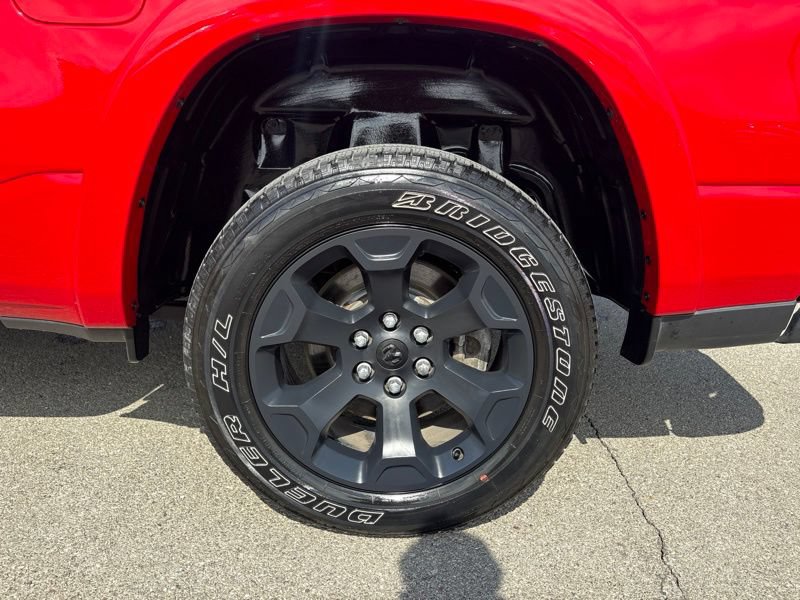 Used 2025 RAM 1500 Big Horn AWD/4WD image 38