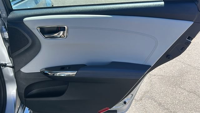 Used 2015 Toyota Avalon XLE Premium FWD image 12
