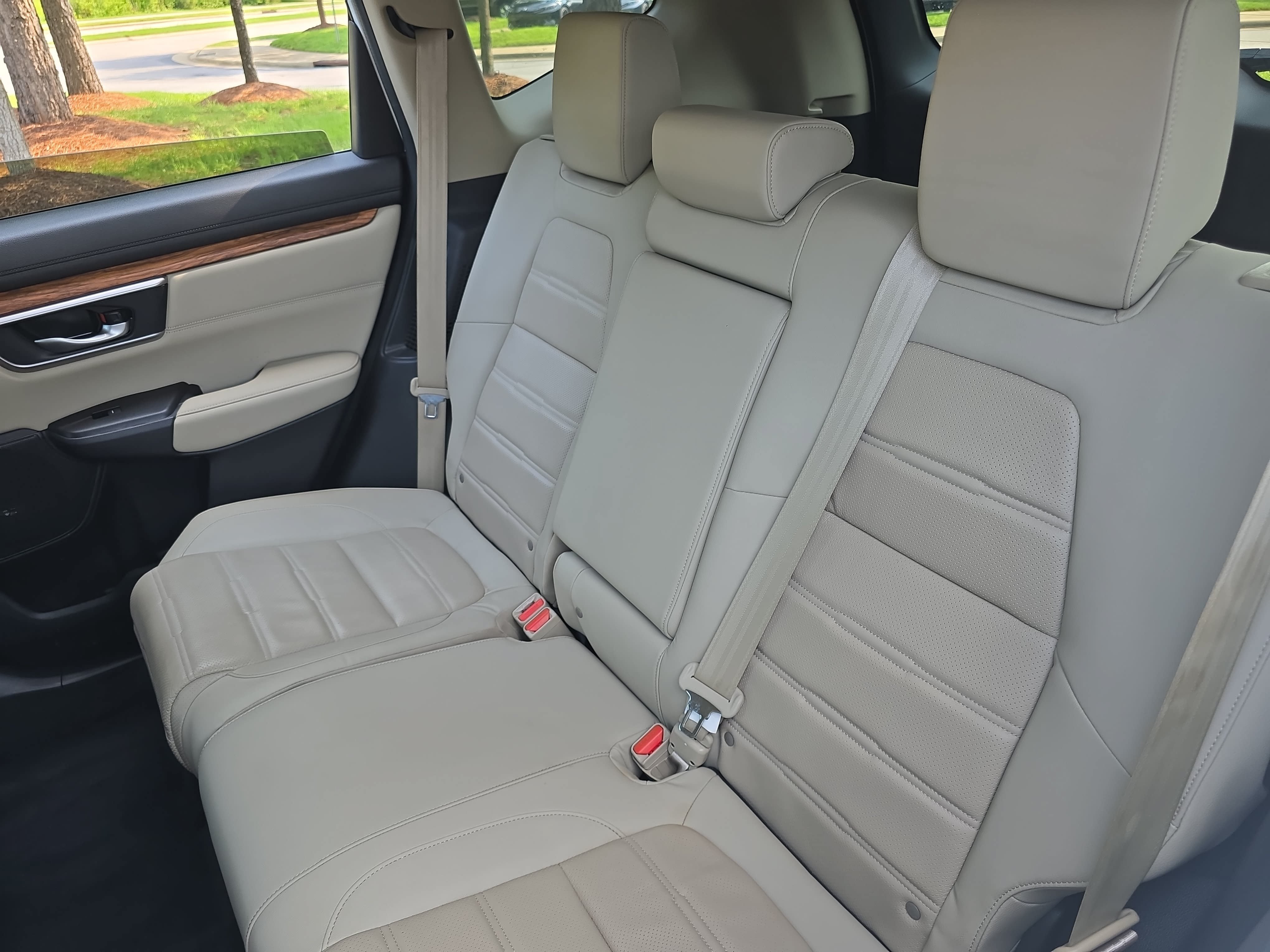 Used 2021 Honda CR-V Touring image 14