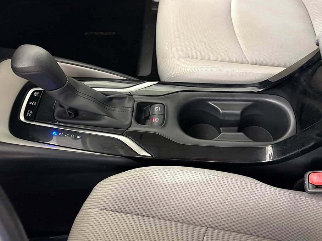 Used 2022 Toyota Corolla LE w/ Carpet Mat Package (TMS) FWD image 29