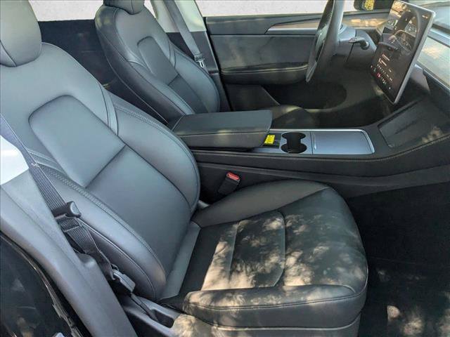 Used 2024 Tesla Model Y Long Range AWD/4WD image 20