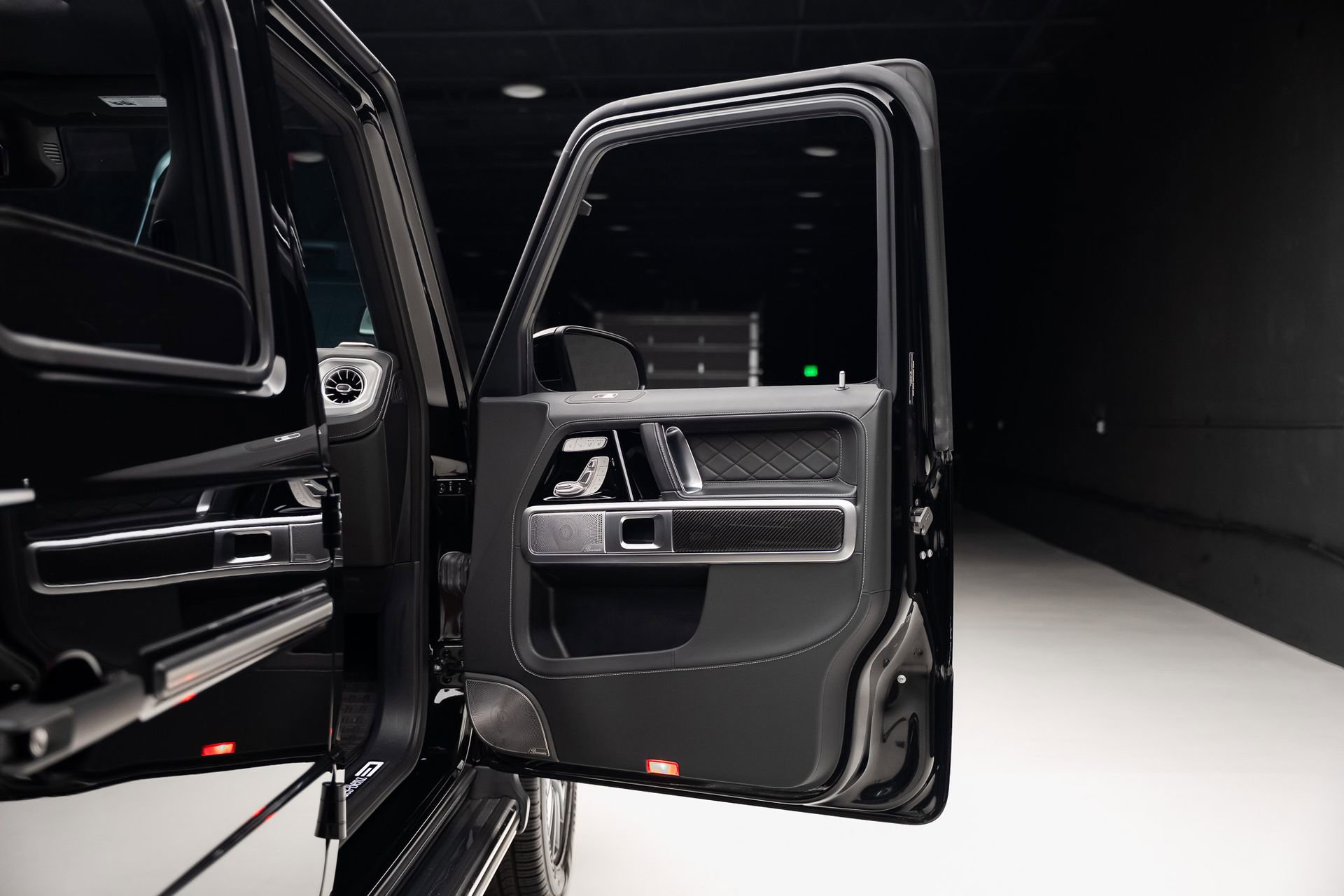 Used 2023 Mercedes-Benz G 550 image 63