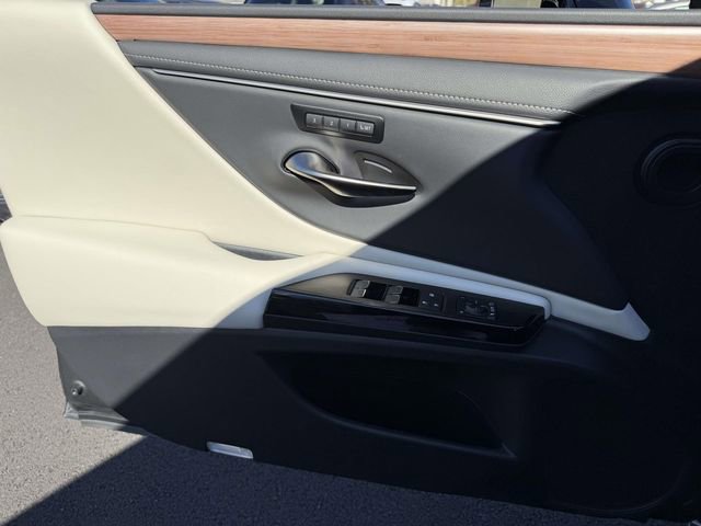 New 2025 Lexus ES 350 350 image 14