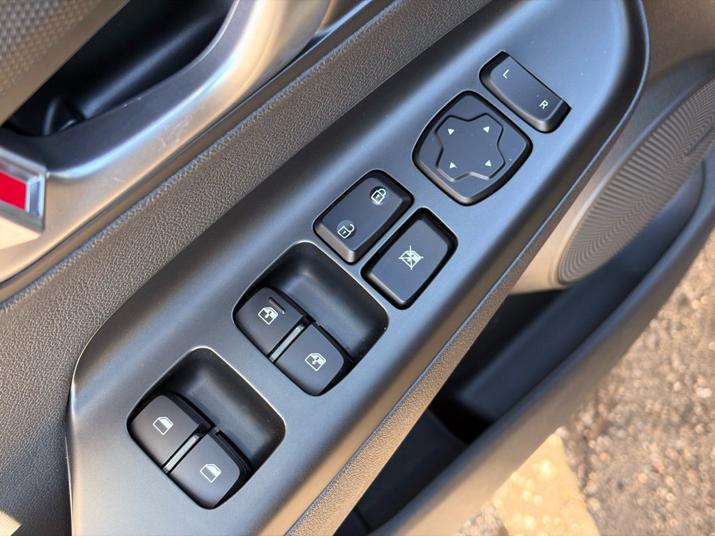 Used 2023 Hyundai Kona Limited w/ Cargo Package image 7