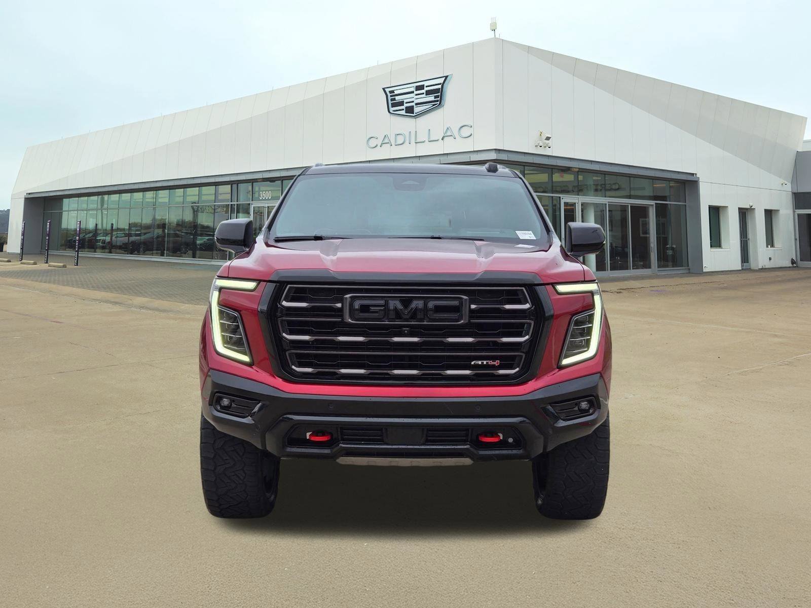 Used 2025 GMC Yukon AT4 Ultimate AWD/4WD image 2