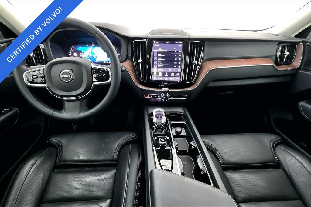 Certified 2023 Volvo XC60 T8 Ultimate w/ Climate Package AWD/4WD image 18
