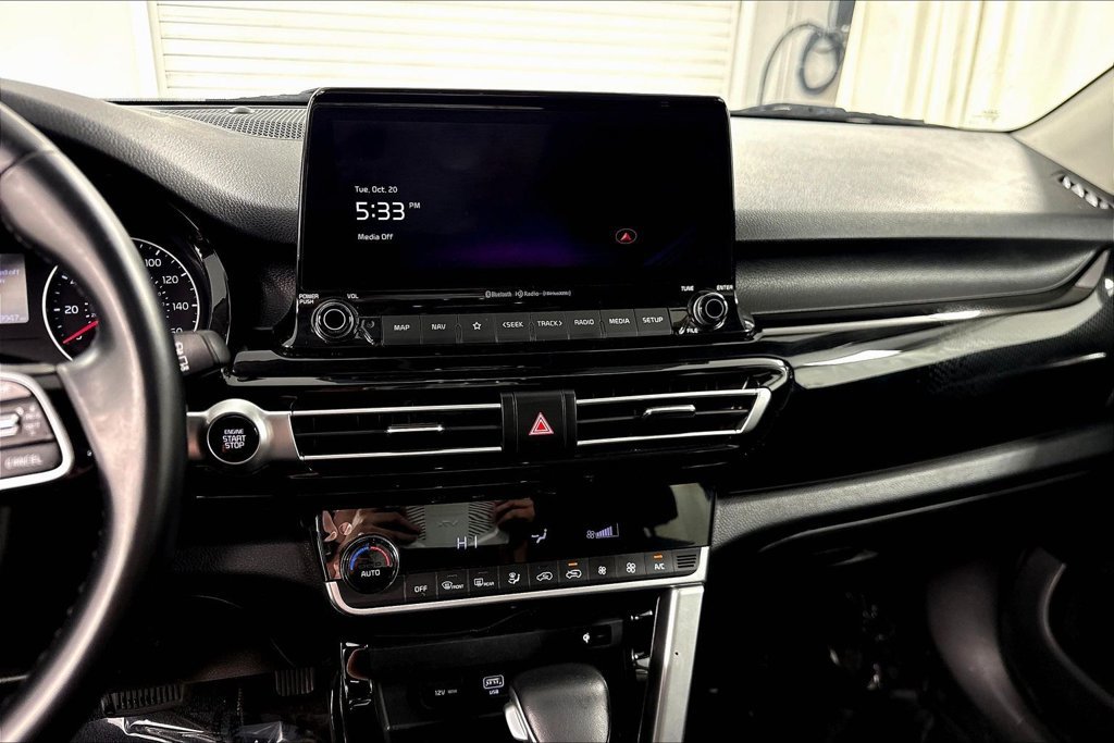Used 2023 Kia Seltos EX AWD/4WD image 17
