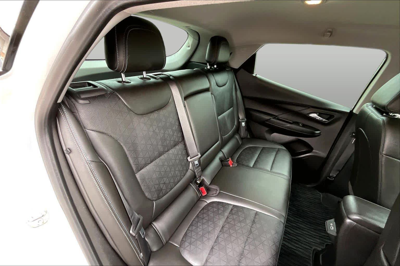Certified 2023 Chevrolet Bolt LT w/ Infotainment Package FWD image 18