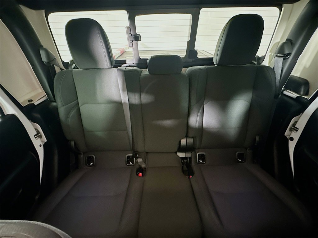 Used 2022 Jeep Gladiator Willys image 13