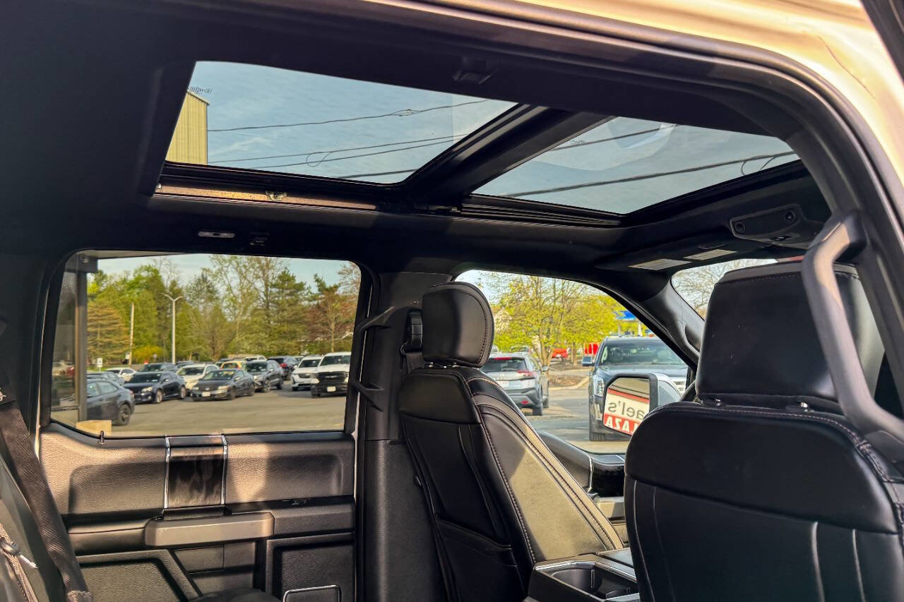 Used 2018 Ford F150 Platinum w/ Equipment Group 701A Luxury image 15