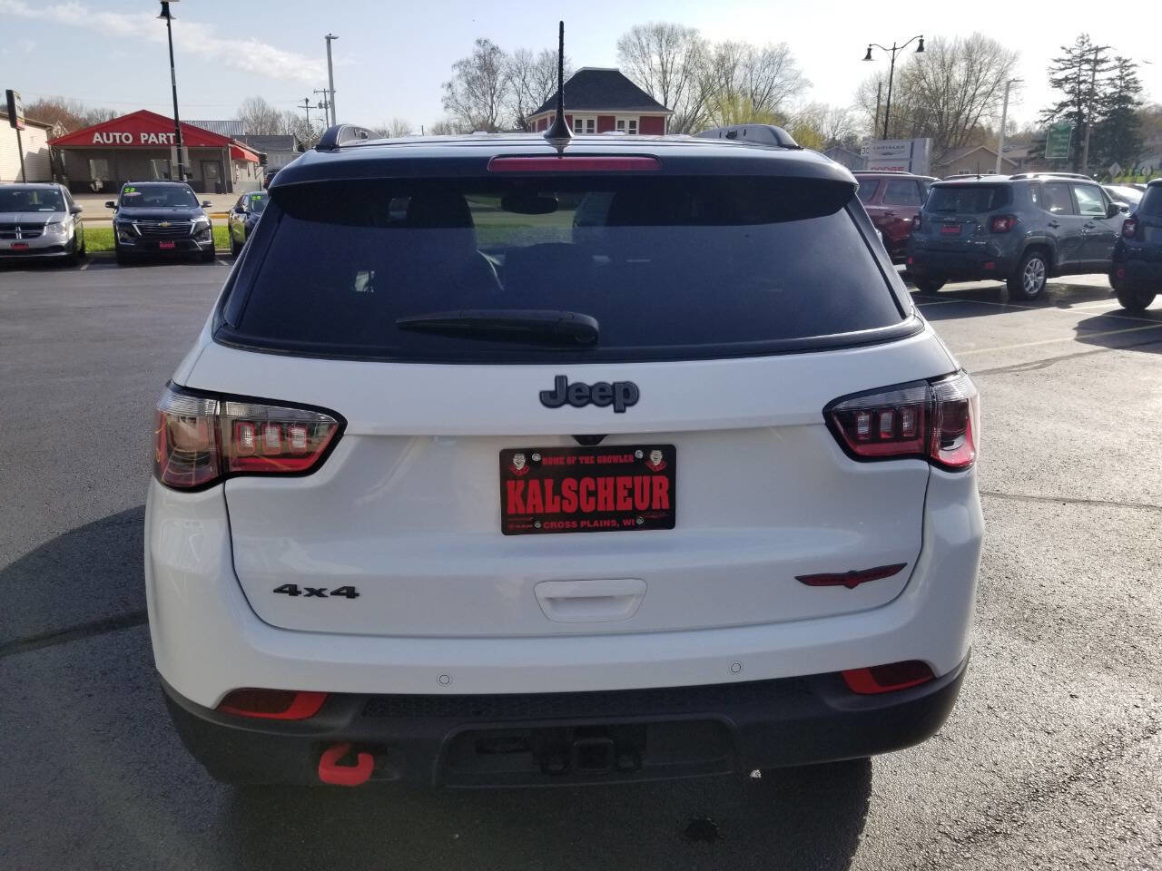 Certified 2025 Jeep Compass Trailhawk w/ Trailer Tow Group AWD/4WD image 6