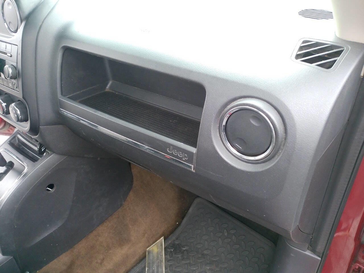 Used 2014 Jeep Patriot Latitude w/ Freedom Edition Package image 30