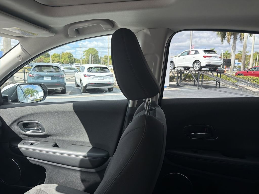 Certified 2022 Honda HR-V EX image 12
