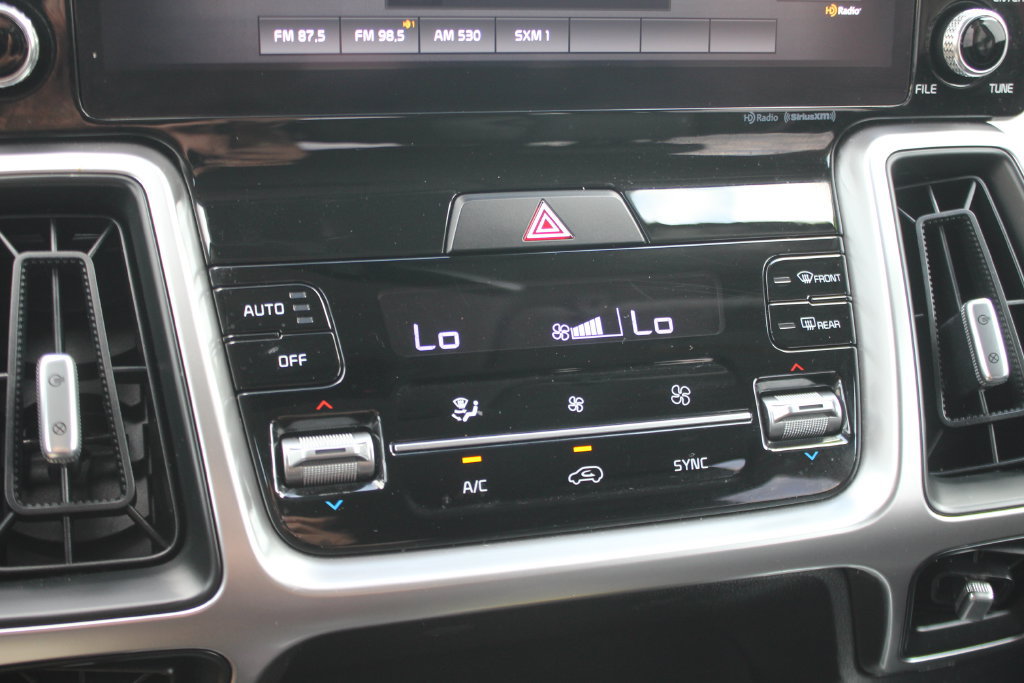 Used 2022 Kia Sorento S AWD/4WD image 11