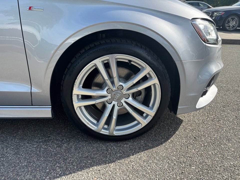 Used 2018 Audi A3 2.0T Premium Plus w/ Premium Plus Package FWD image 24