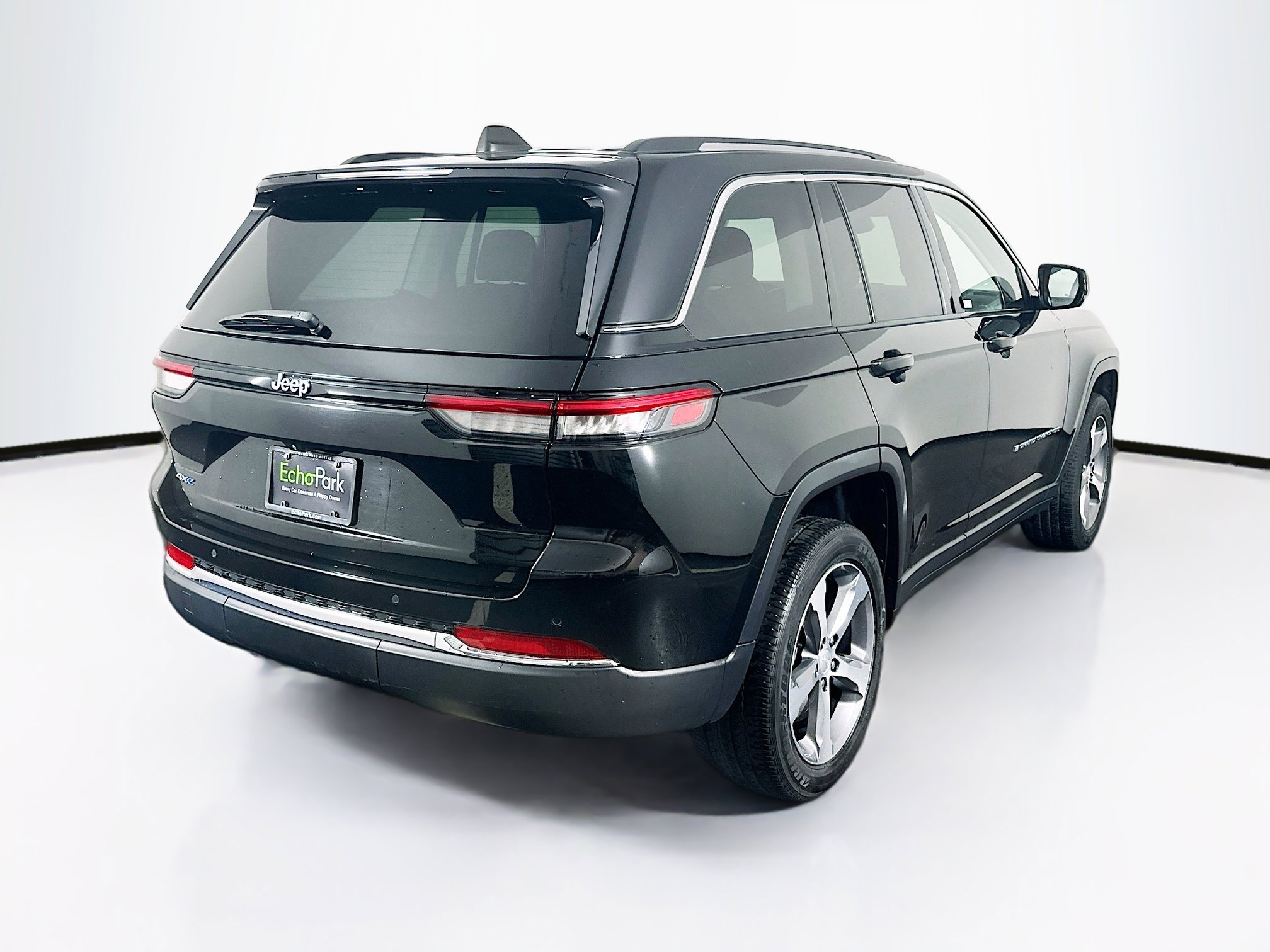 Used 2022 Jeep Grand Cherokee Limited 4xe AWD/4WD image 9
