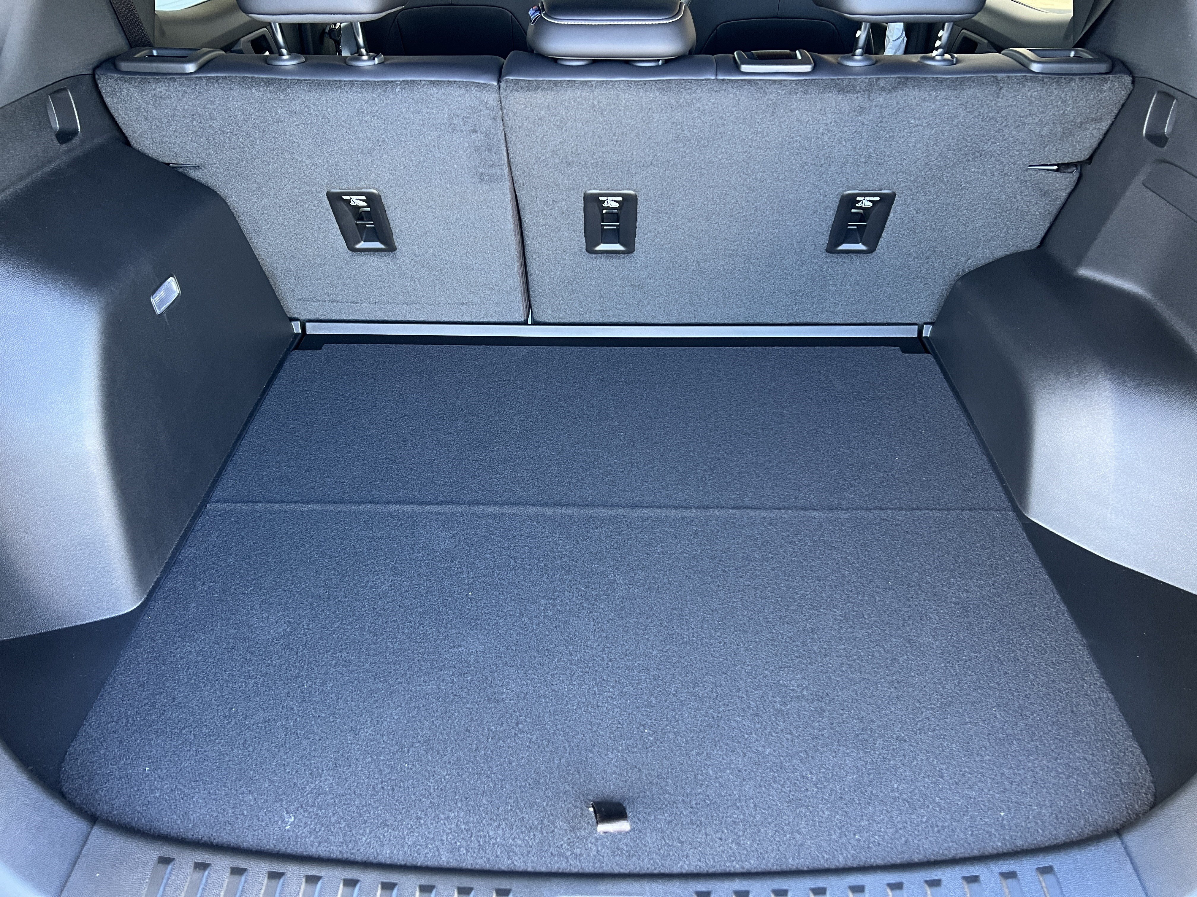 New 2027 GMC Terrain Elevation w/ Elevation Premium Package AWD/4WD image 19