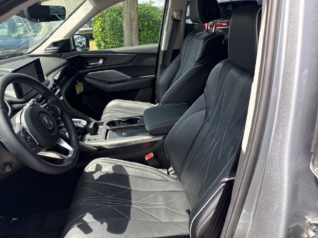 Certified 2026 Acura MDX w/ Advance Package AWD/4WD image 16