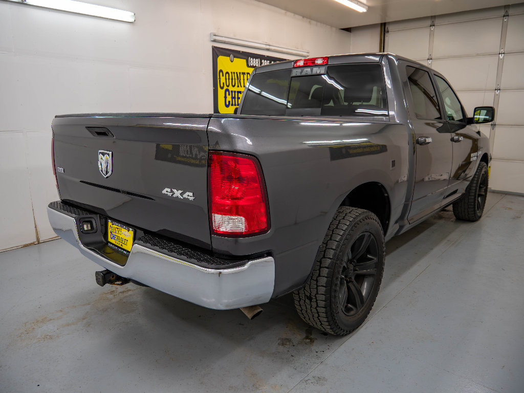 Used 2016 RAM 1500 Classic SLT AWD/4WD image 5