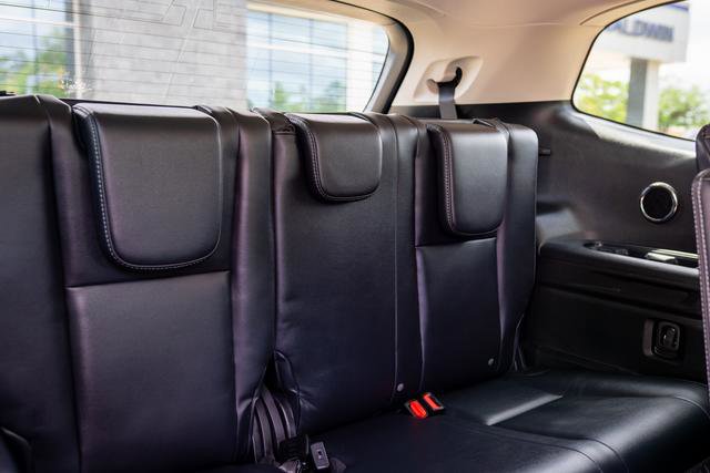 Certified 2023 Subaru Ascent Limited w/ Technology Package image 10