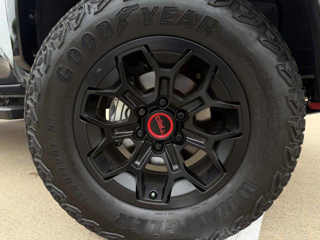 Certified 2025 Toyota Tacoma TRD Pro image 10