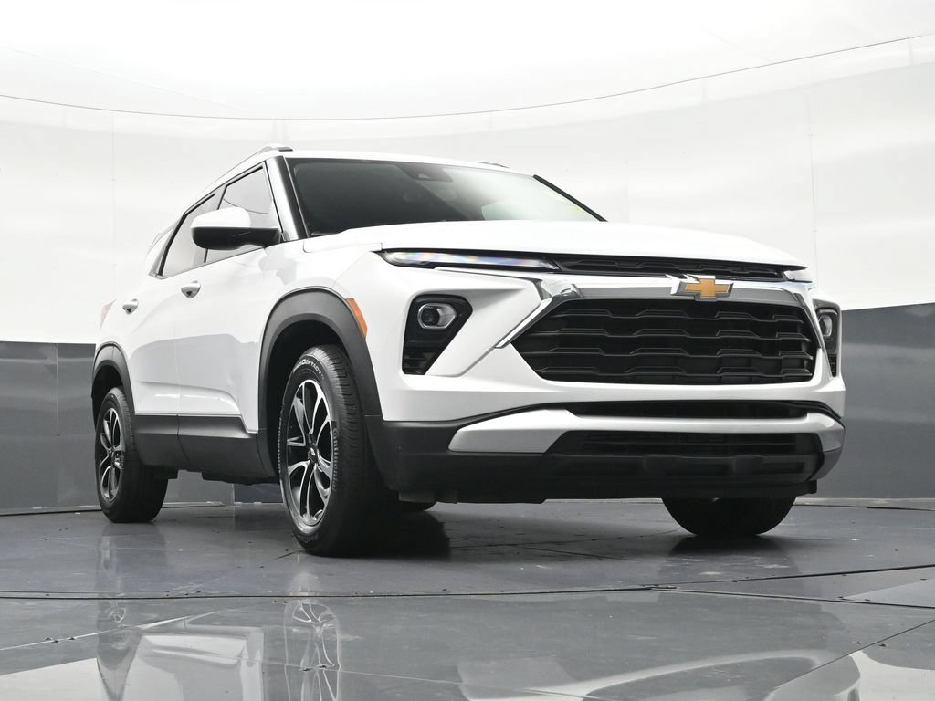 Used 2025 Chevrolet TrailBlazer LT FWD image 31