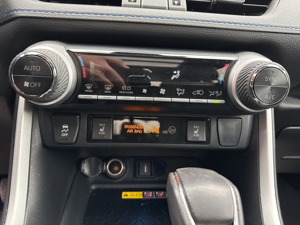 Used 2022 Toyota RAV4 XSE image 15