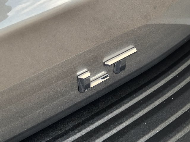 Used 2026 Chevrolet Tahoe LT w/ Comfort Package RWD image 10