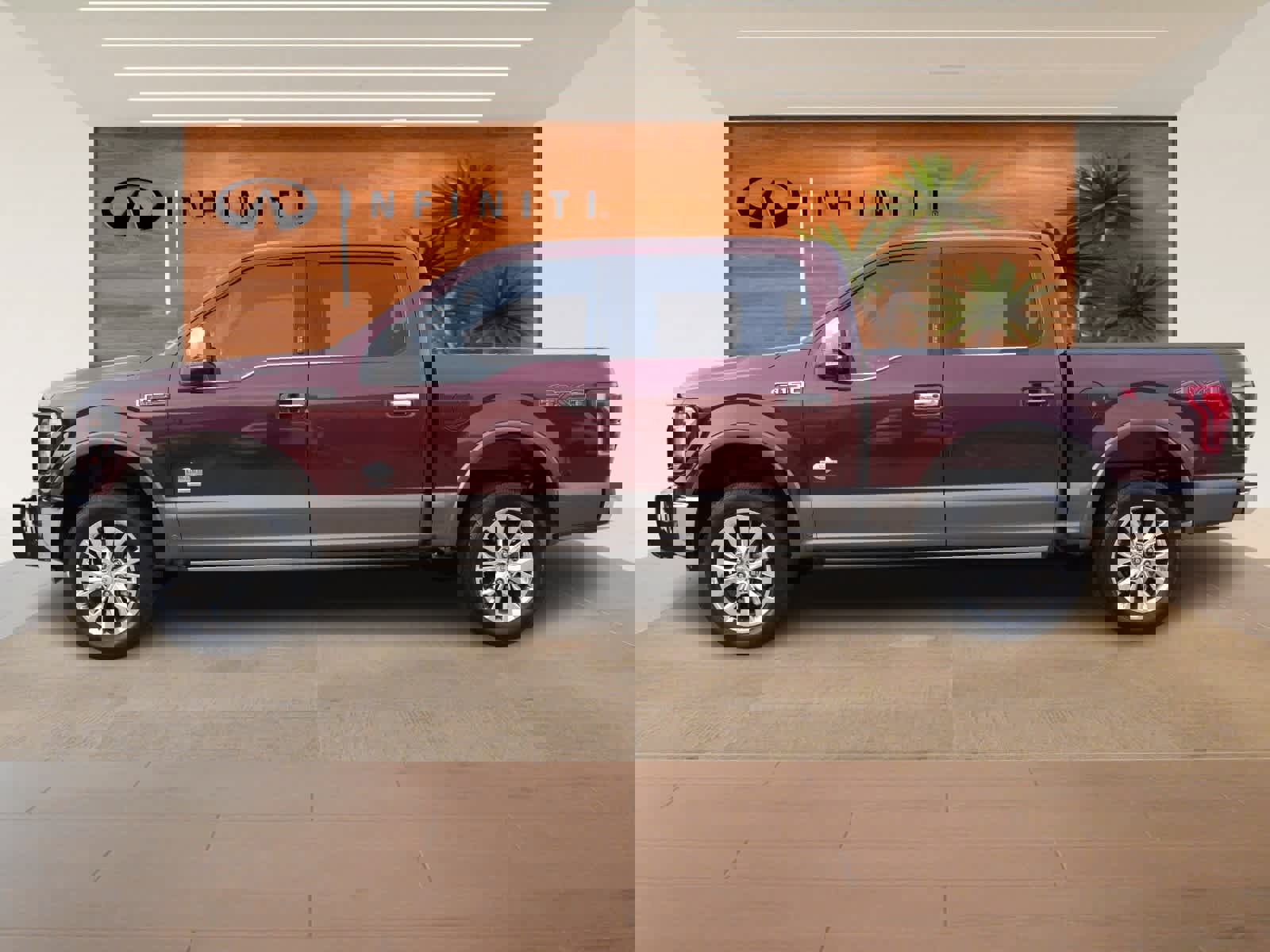 Used 2015 Ford F150 King Ranch w/ Equipment Group 601A Luxury image 4