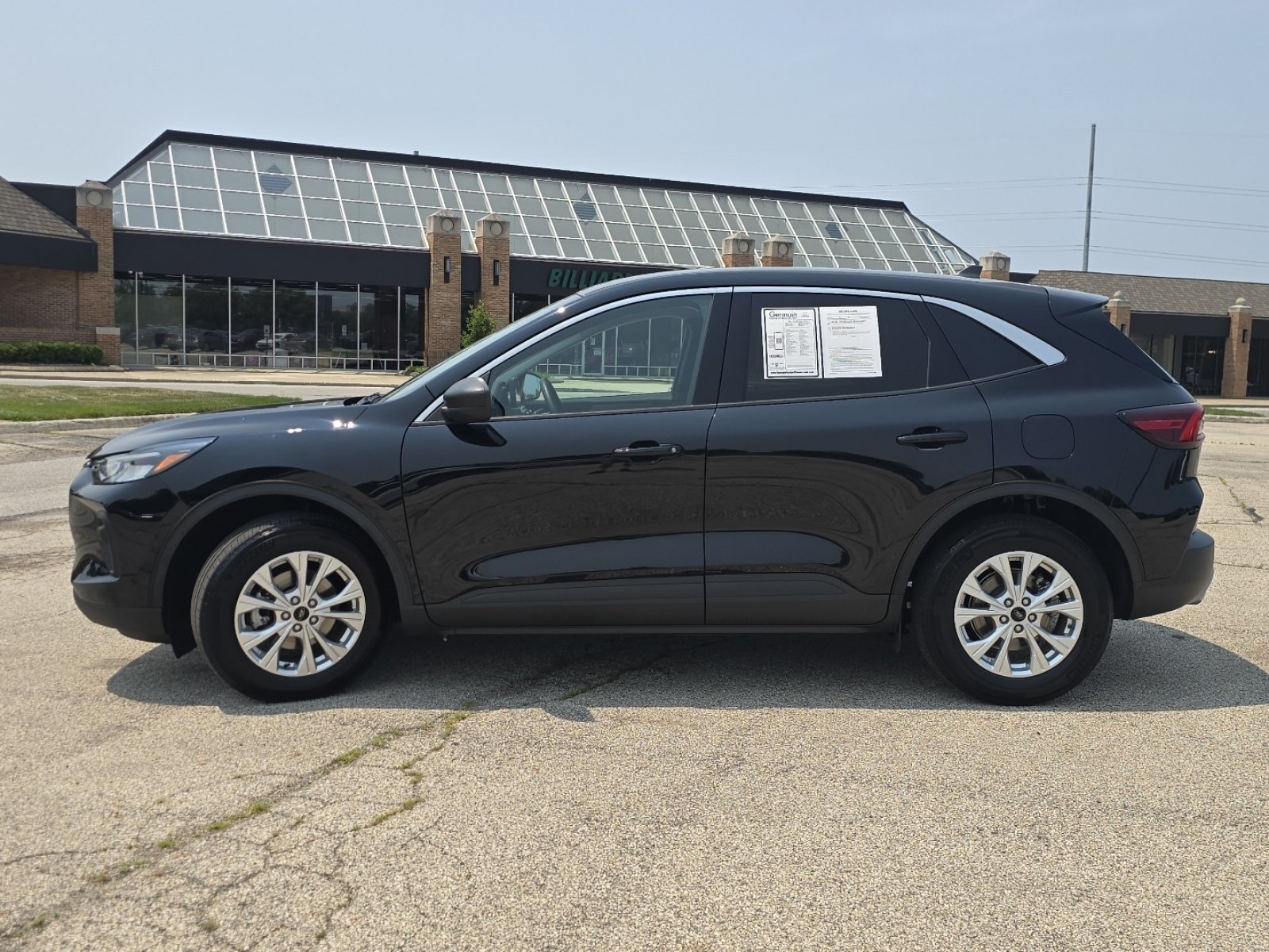 Used 2024 Ford Escape Active w/ Cold Weather Package FWD image 9