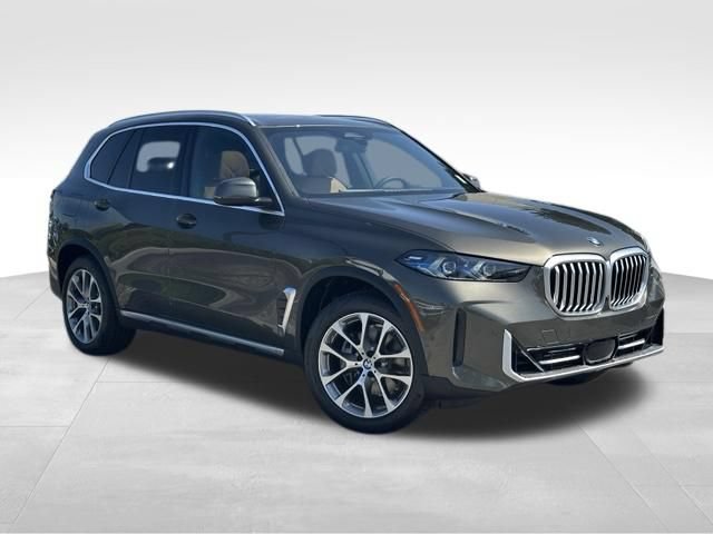 New 2026 BMW X5 xDrive40i w/ Climate Comfort Package
