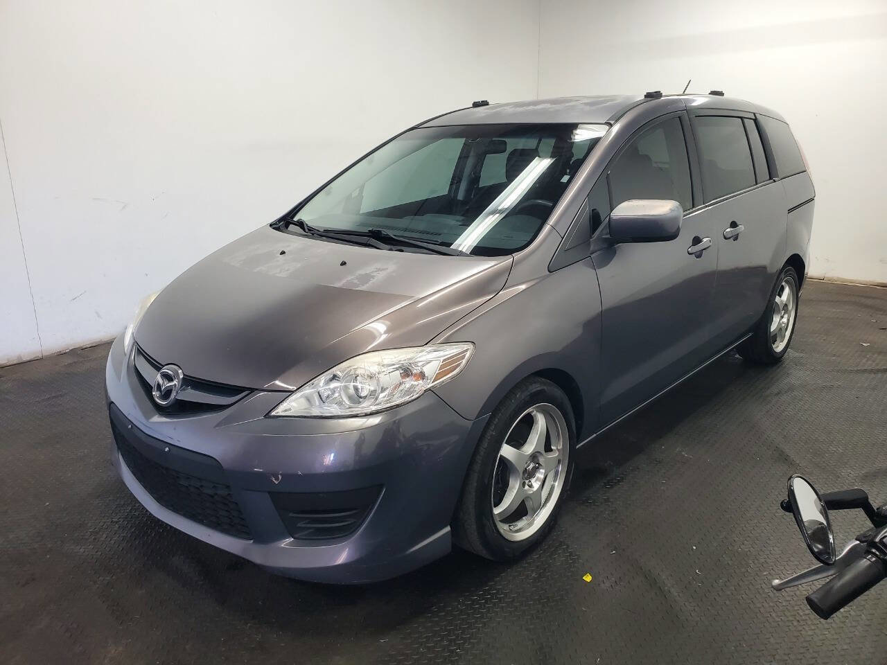 Used 2010 MAZDA MAZDA5 Sport image 1