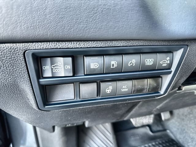 New 2025 Toyota Tundra Platinum AWD/4WD image 11