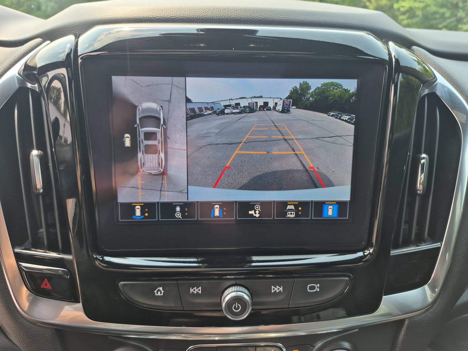 Certified 2023 Chevrolet Traverse RS w/ LPO, Floor Liner Package AWD/4WD image 16