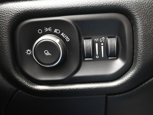 Used 2019 RAM 2500 Big Horn image 25