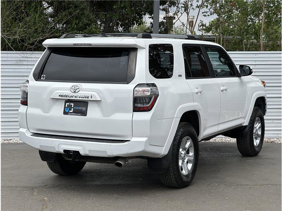 Used 2020 Toyota 4Runner SR5 Premium w/ Moonroof Package AWD/4WD image 12