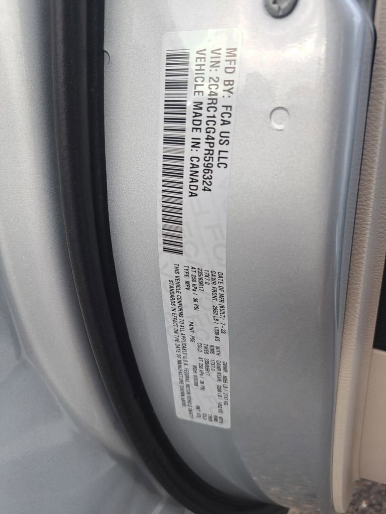 Used 2023 Chrysler Voyager LX image 25