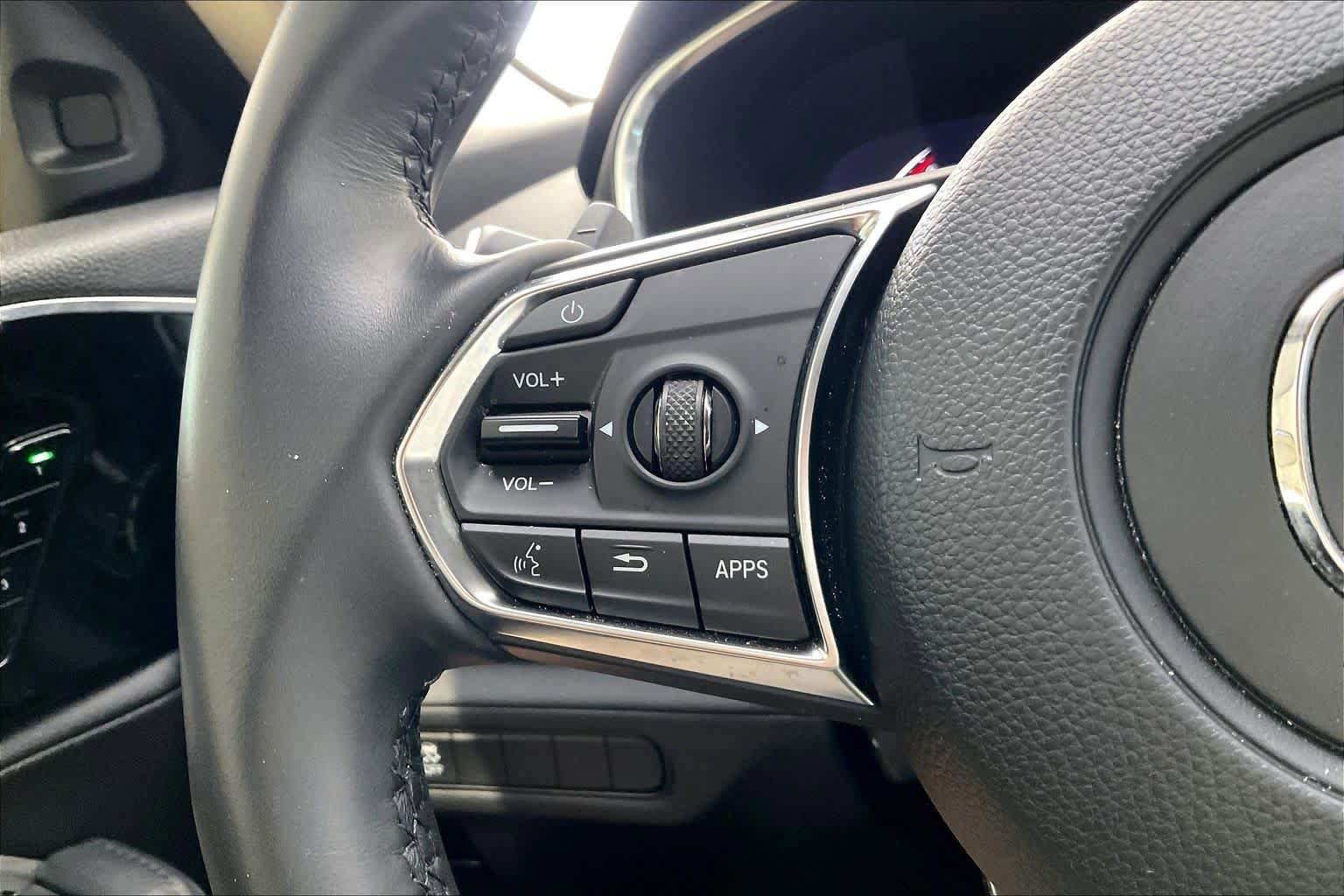 Used 2024 Acura MDX FWD image 23