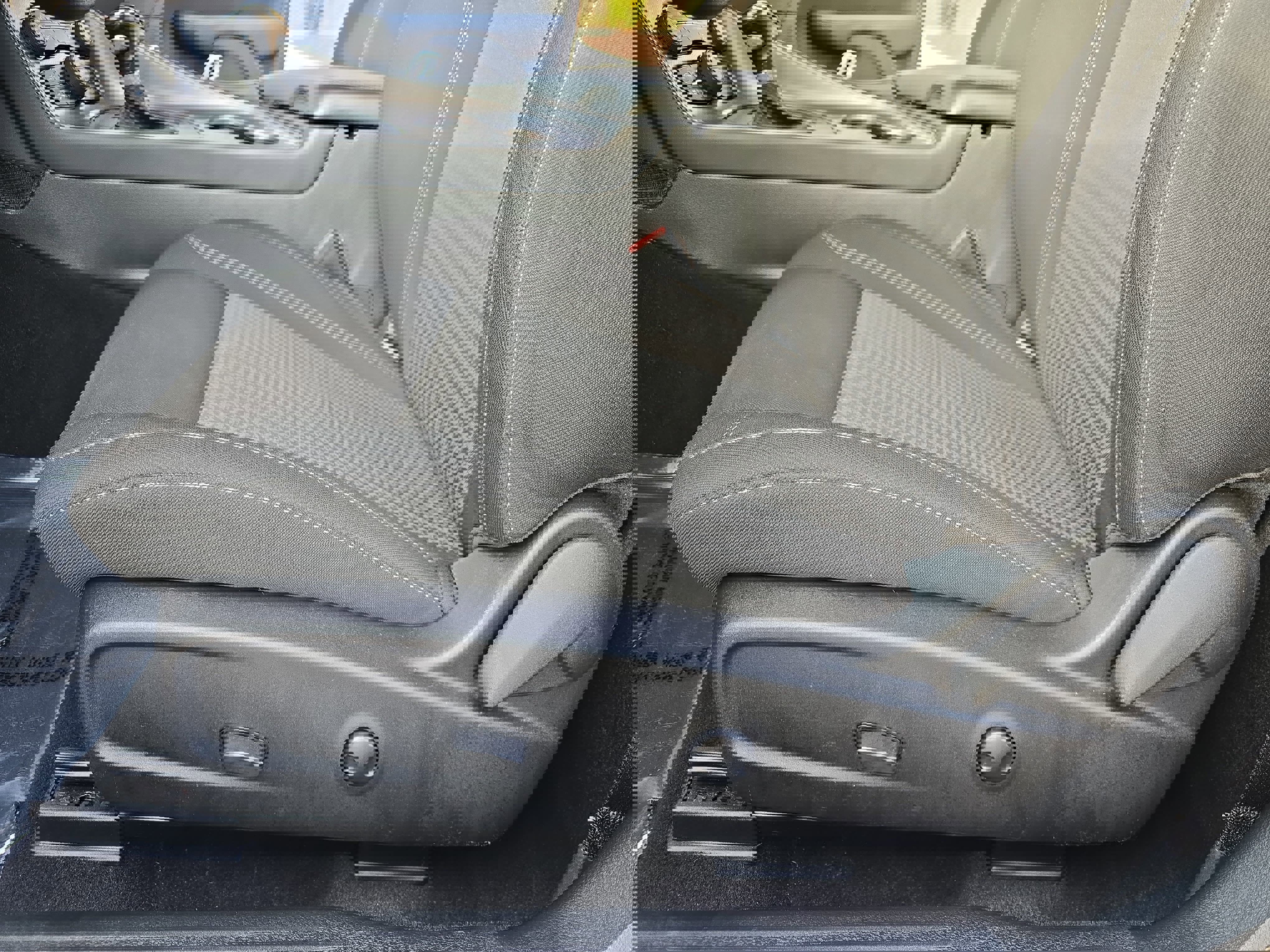 Used 2023 Dodge Challenger SXT w/ Blacktop Package image 28