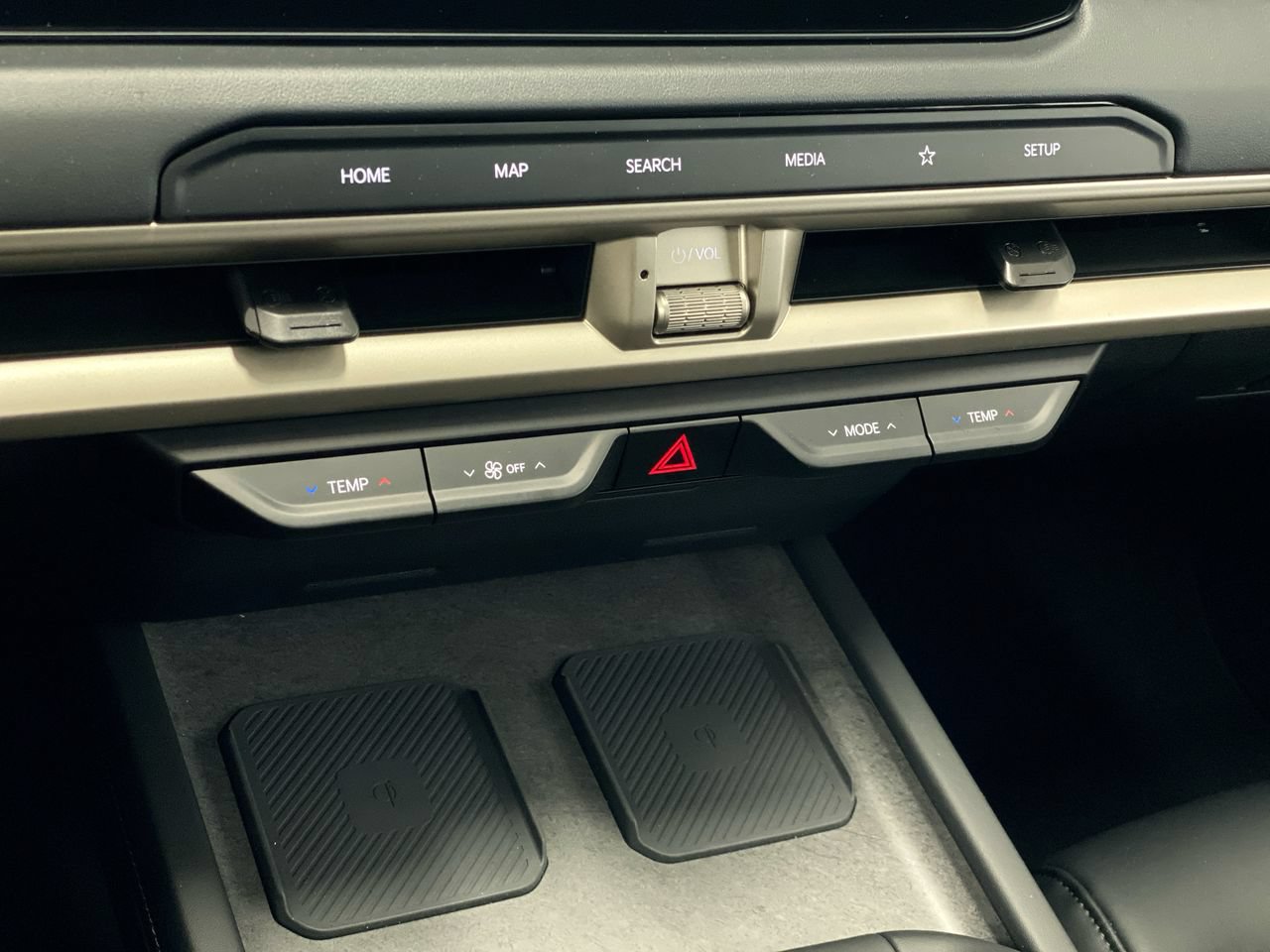 New 2027 Kia Telluride EX w/ Towing Package FWD image 24