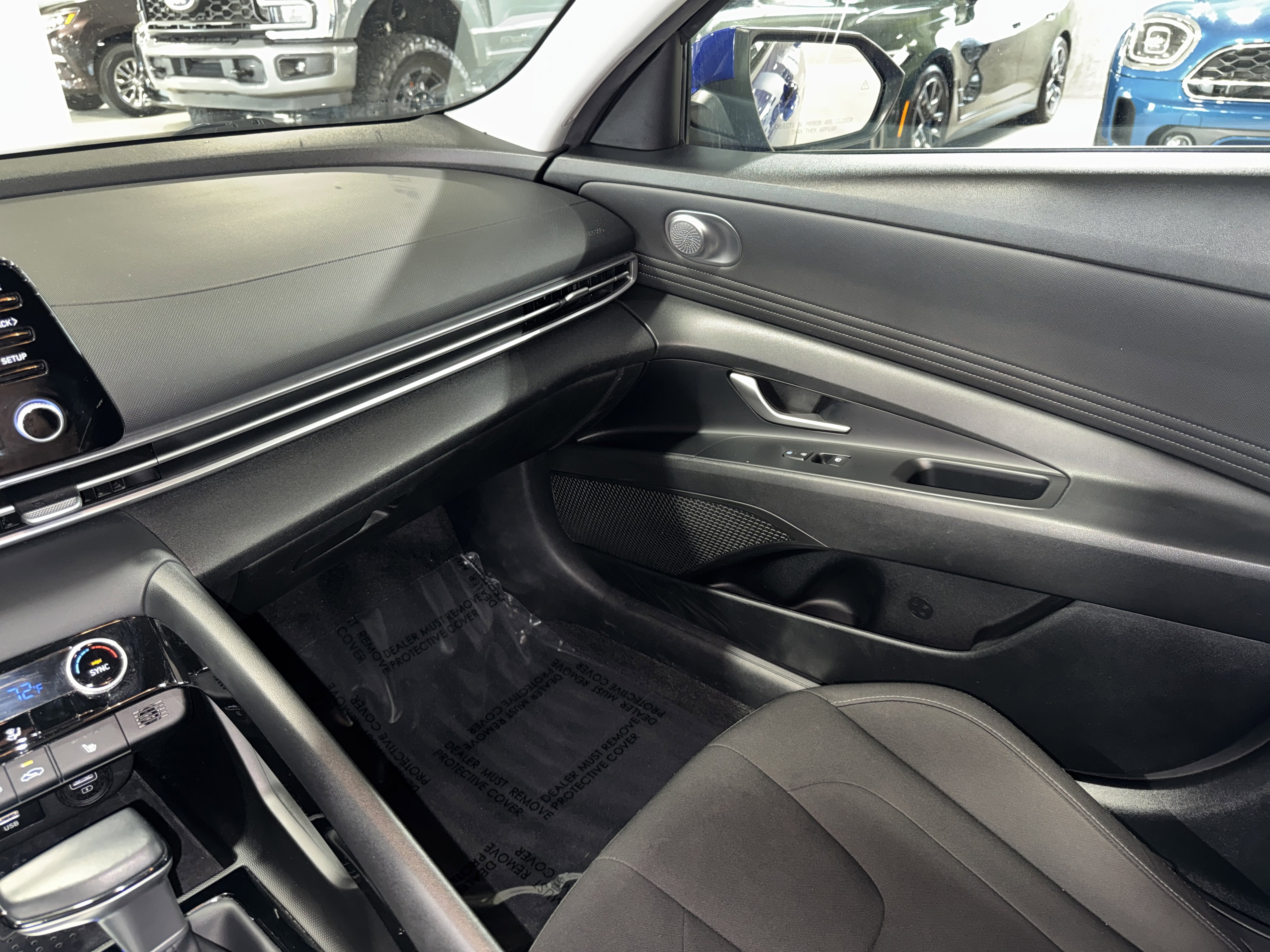 Used 2021 Hyundai Elantra SEL w/ Convenience Package image 29