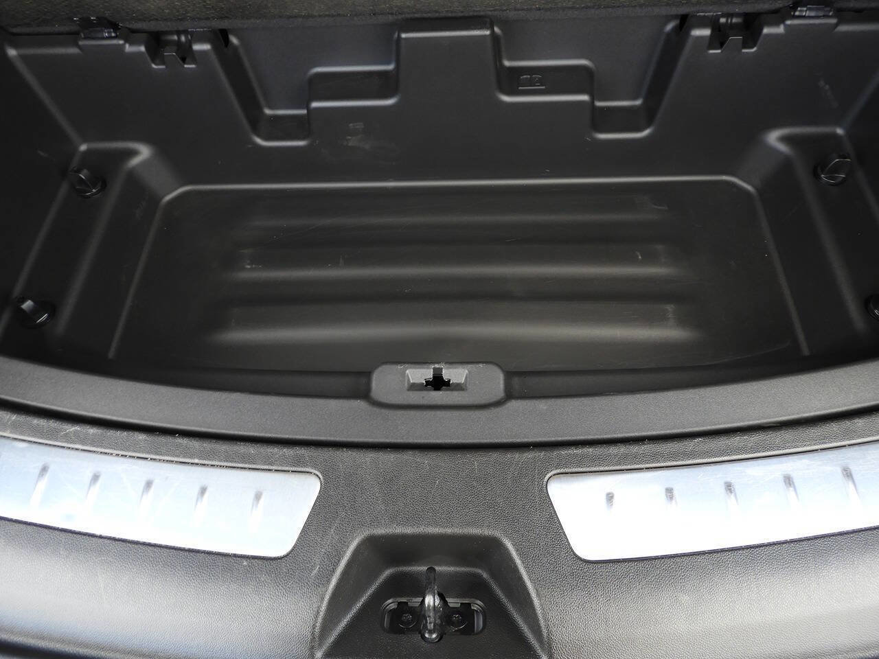 Used 2022 Buick Enclave Essence w/ Experience Buick Package FWD image 29